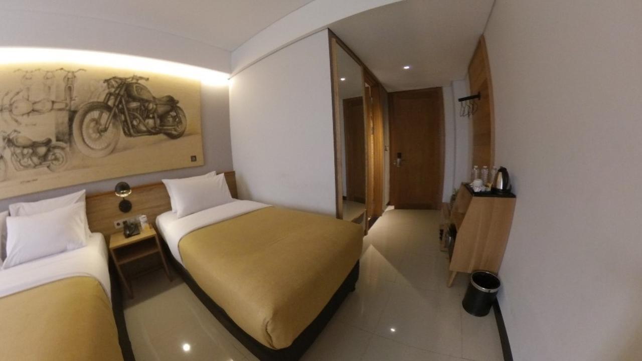 Hay Bandung Hotel Exterior photo