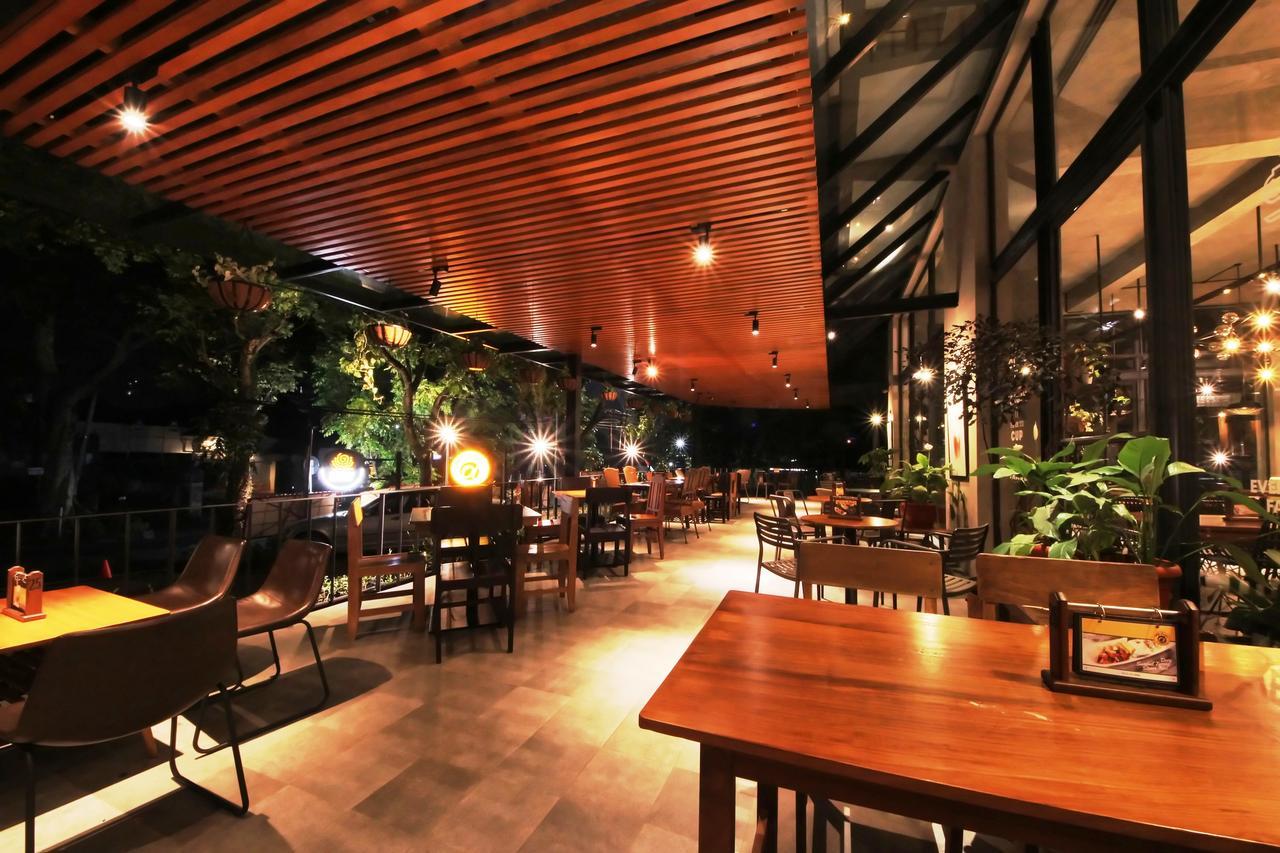 Hay Bandung Hotel Exterior photo