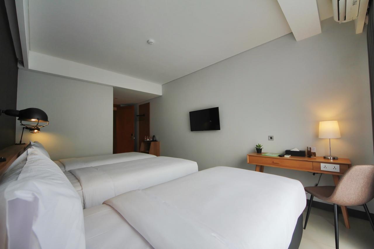 Hay Bandung Hotel Exterior photo